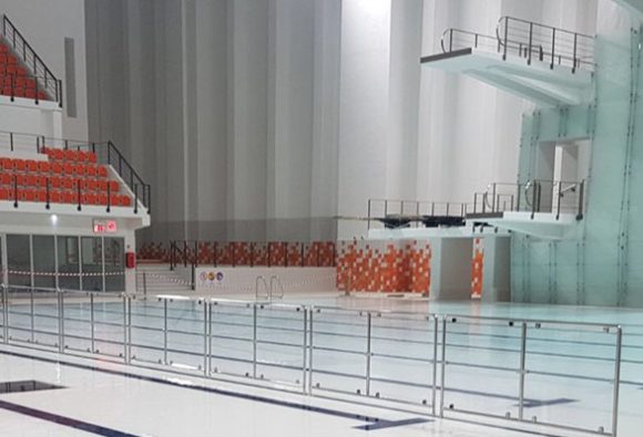Schwimmbad in Lodz erhält DUO-Hubboden